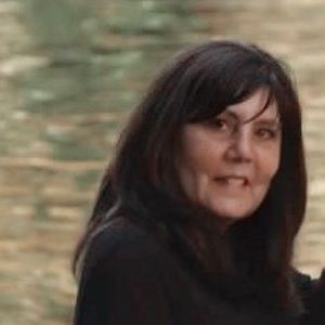 Meet your Posher, Deanna